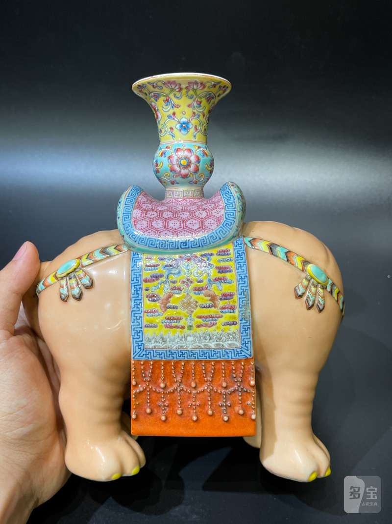 清 粉彩太平有象摆件 - 图6